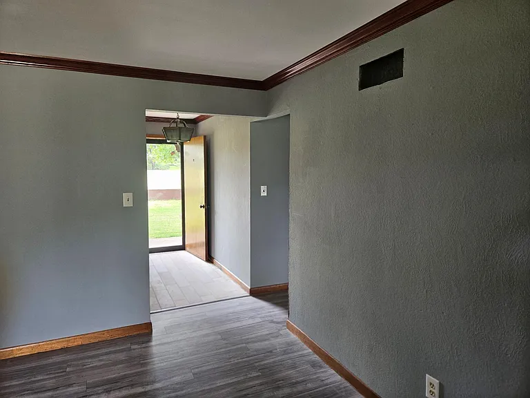 9218 SE 36th St — Photo 12