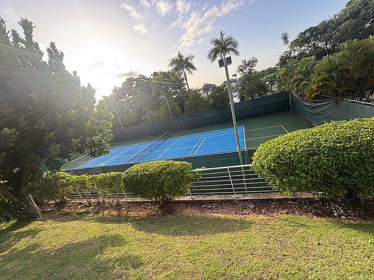 26 Carr La Villa Apts Ave #1225 — Photo 8