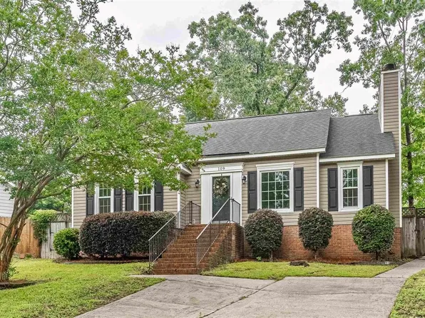 109 Coventry Ct, Lexington, SC 29072