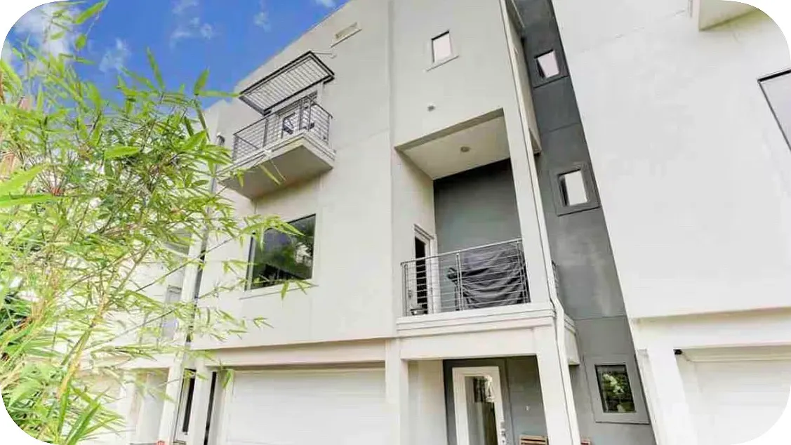 3 bed, 2088 sqft, $3,200 — Photo 1