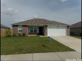 1304 Yarrow Dr, North Little Rock, AR 72117
