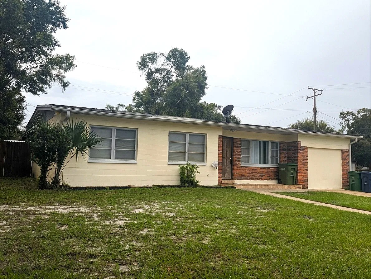 Spacious & Affordable 4-Bedroom, 2-Bath Home with Fenced Yard | Pet-Friendly & No HOA! — Photo 3