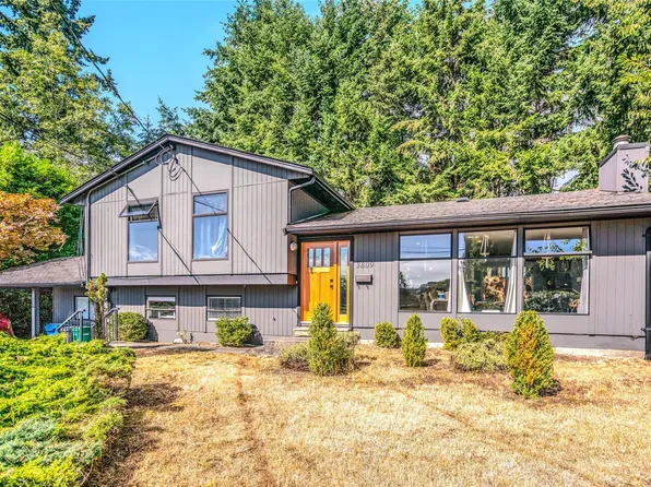 3809 Morris Pl, Nanaimo, BC V9T 3W2