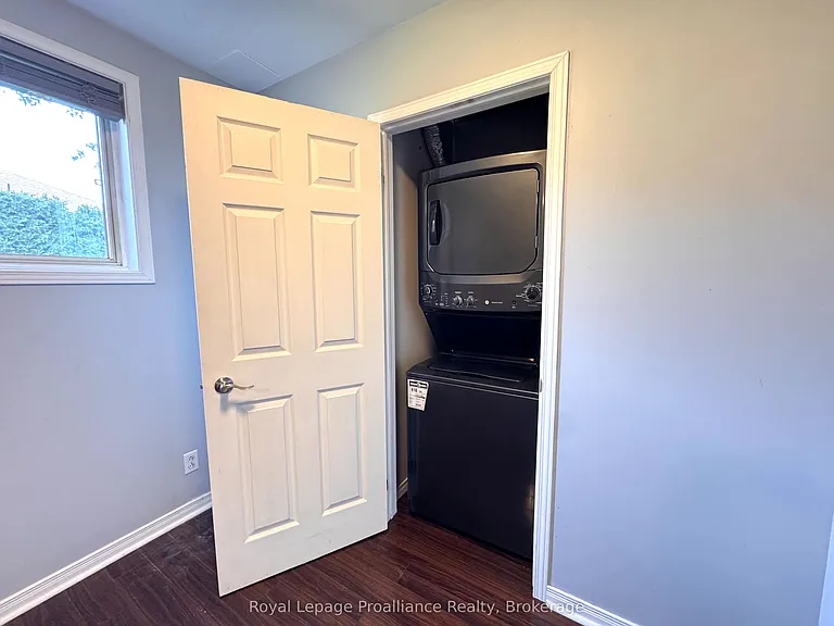 28 Oak Ridge Blvd — Photo 12