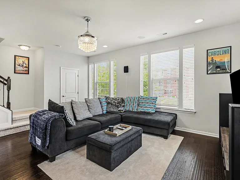 4011 Zilker Park Dr #1 — Photo 3