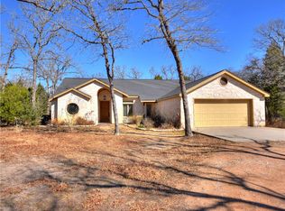 179 Jordan Ln, Elgin, TX 78621