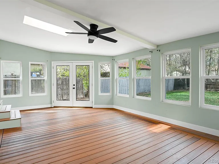 545 Ingalls St — Photo 15