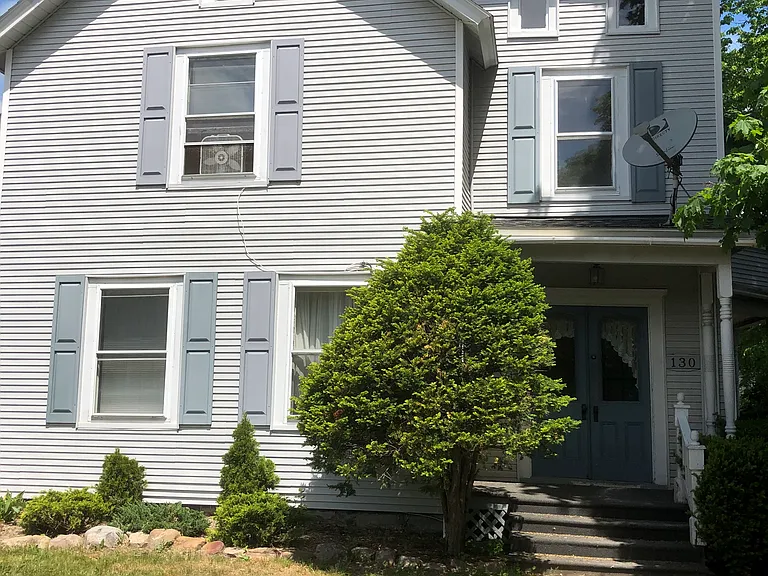 130 Court St #4 — Photo 7