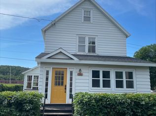 526 Bank St, Ishpeming, MI 49849