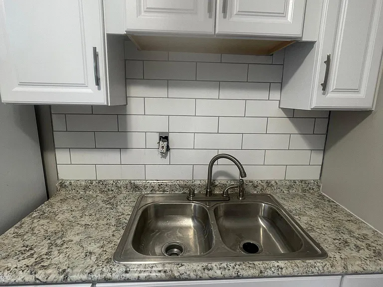 52 N Dunlap Ave — Photo 7