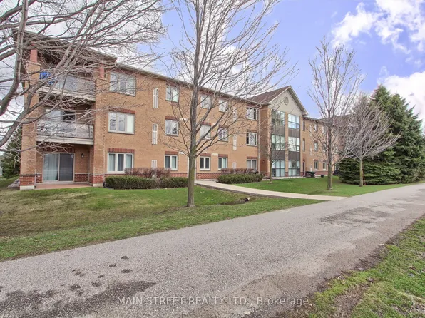 500 Mapleview Dr W #305, Barrie, ON L4N 6C3