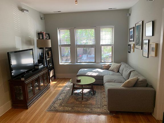 2nd image of 3416 N Wolcott Ave #1
