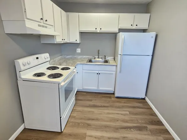 4640 Oberlin Ave APT B5, Lorain, OH 44053