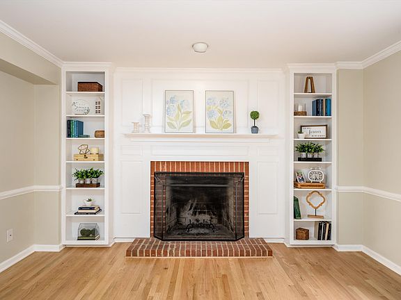 5th image of 1641 Brightfield Pl