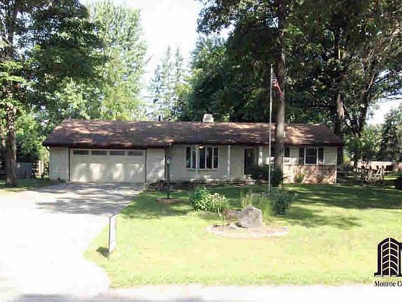 3rd image of 3336 Deepwood Dr