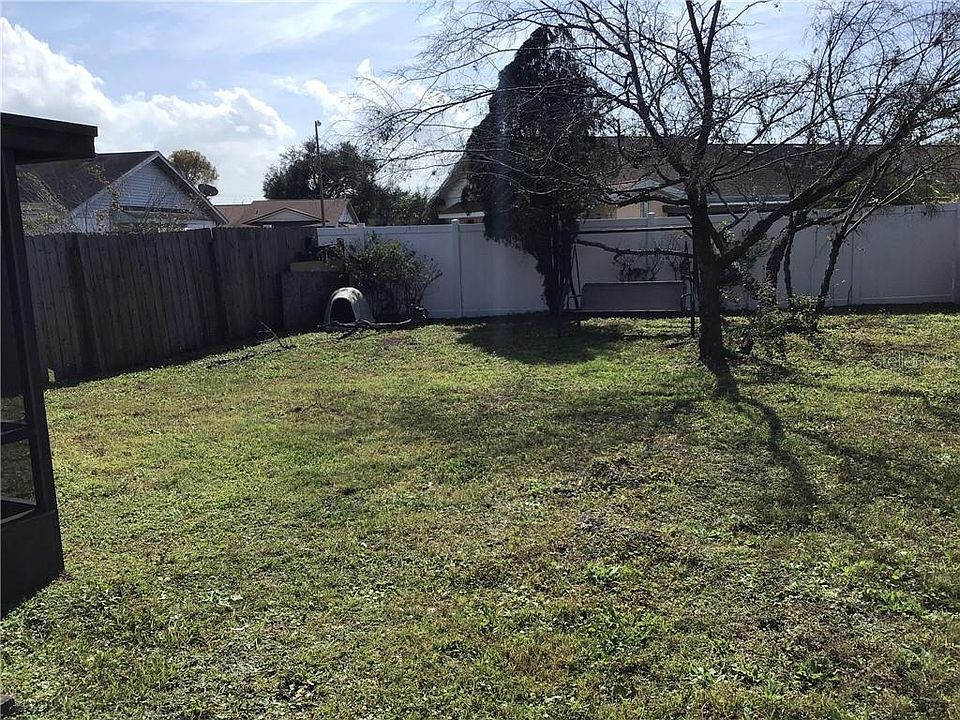 2nd image of 1714 Oak Branch Ct