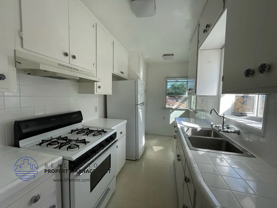 5052 Highland View Ave #1865-1867