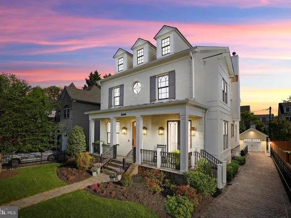 2600 12th St N, Arlington, VA 22201