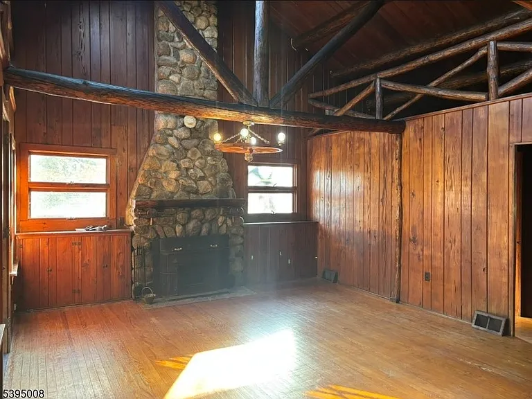 251 Cupsaw Dr — Photo 11