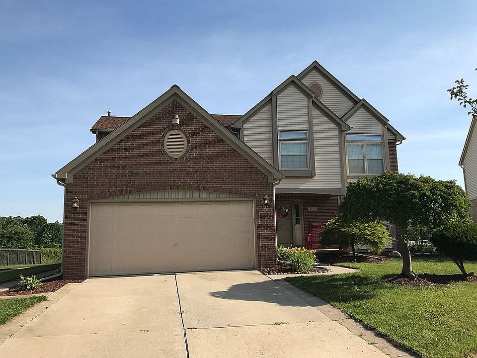 2nd image of 42202 Chase Ct