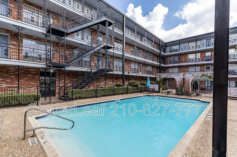1 bed, 1.0 bath, 652 sqft, $997 — Photo 4