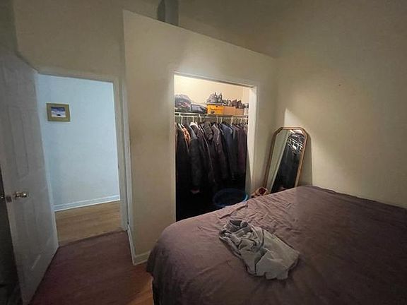 2nd image of 1647 W Wabansia Ave #1F