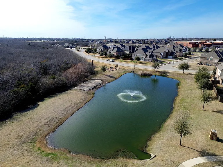 4007 Barlow Ct — Photo 30