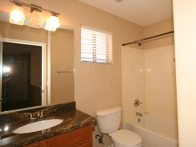 12826 W Windsor Ave — Photo 20