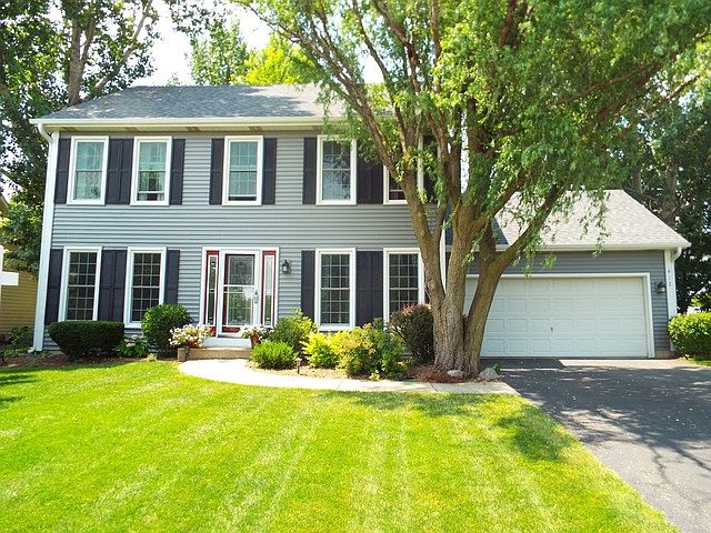 1st image of 412 Pinecreek Dr