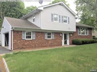 766 Wyckoff Ave, Wyckoff, NJ 07481