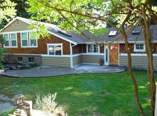 11633 SE 90th St, Newcastle, WA 98056