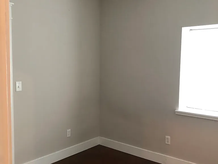260 Parker St NE #8 — Photo 5