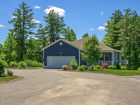 2nd image of 4 Fawn Ln