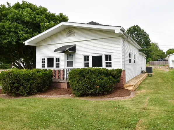 308 N 5th St, Benld, IL 62009