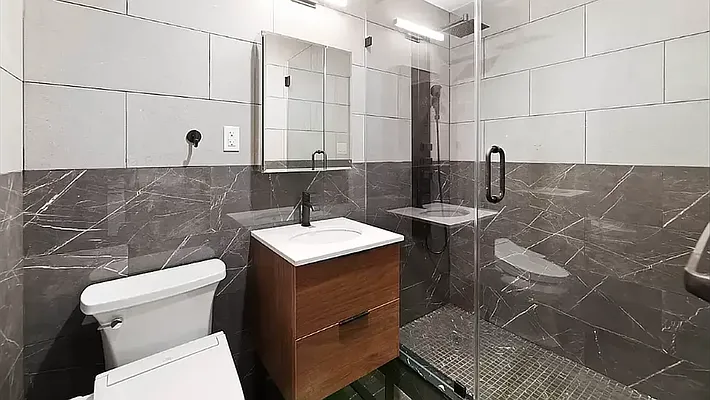 Rented by REAL New York | media 9