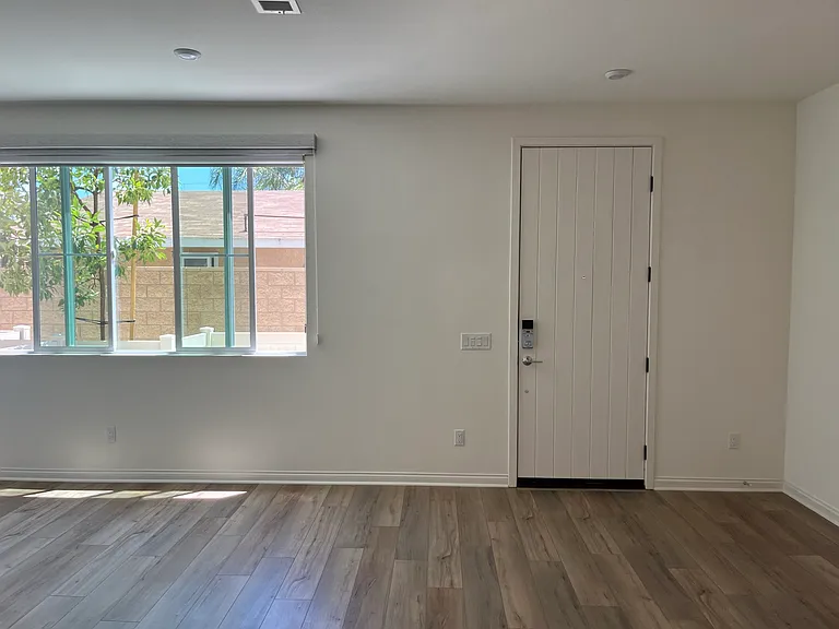 54 Harmony Dr — Photo 11