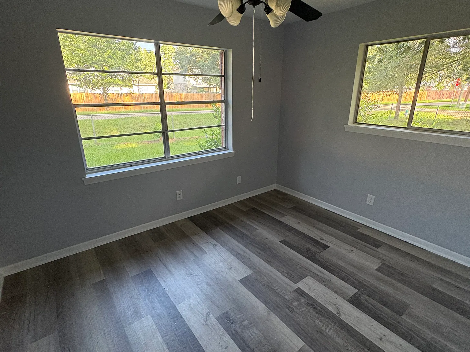 3 bed, 1040 sqft, $1,750 — Photo 2