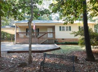 102 Snow Creek Forest Dr, Seneca, SC 29678