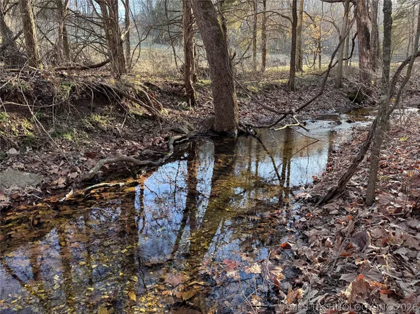 4395 N Oaks Rd, Tahlequah, OK 74464