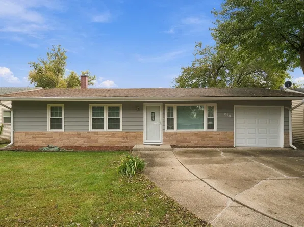 15321 Willow Ln, Markham, IL 60428