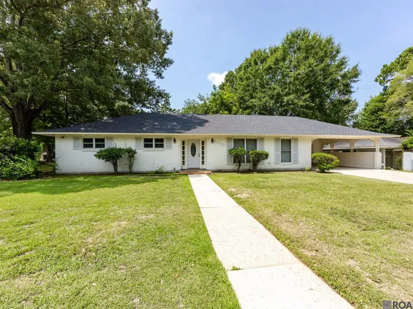 8946 Rickwood Dr, Baton Rouge, LA 70810