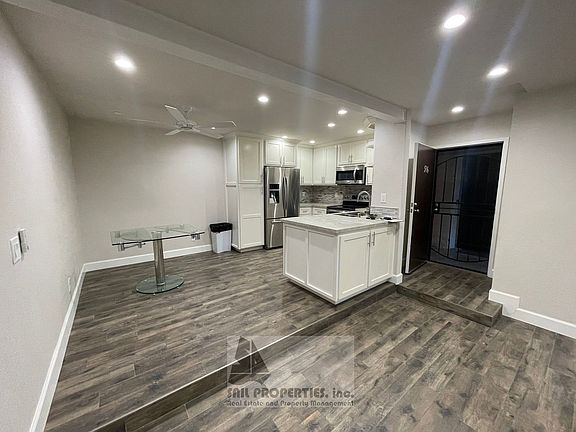 5th image of 21372 Brookhurst St Unit 516