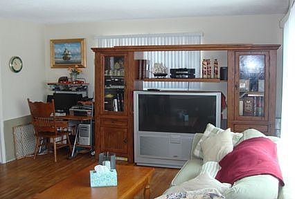 2nd image of 1415 N O'Malley Ave
