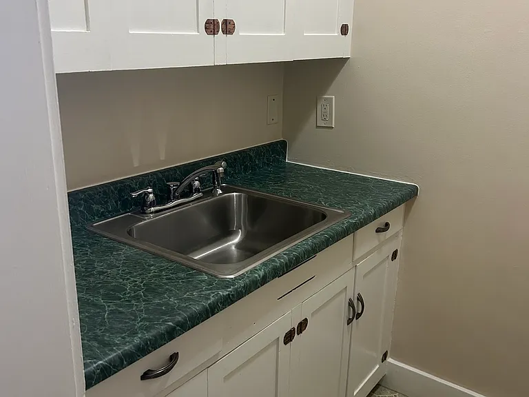 111 Broadway Ave #25 — Photo 2