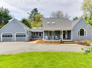 8 Fox Run Rd, Sutton, MA 01590