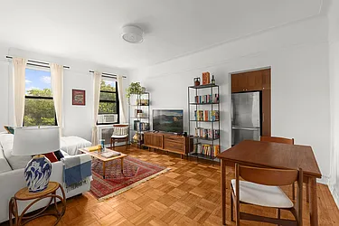 125 Eastern Parkway, #5B