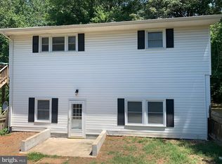 2446 Mountain View Rd, Stafford, VA 22556