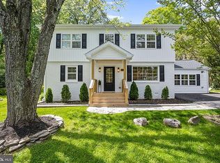 4022 Guinea Rd, Fairfax, VA 22032