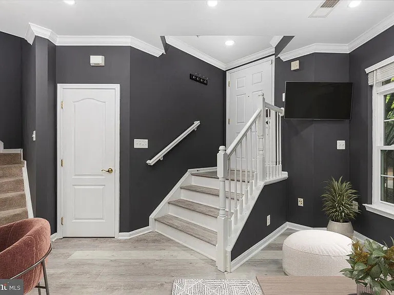 7158 Little Thames Dr #185 — Photo 2
