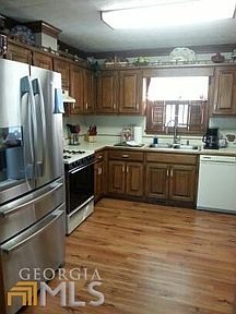5th image of 3605 Cherry Creek Dr SE